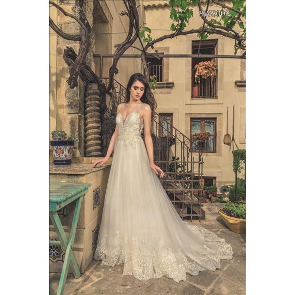 Lore White Wedding Dress Size 18 Ivory Lace Beaded A-Line Bridal Gown 8W8009